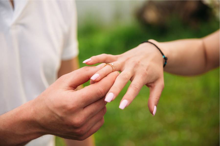 dainty engagement ring