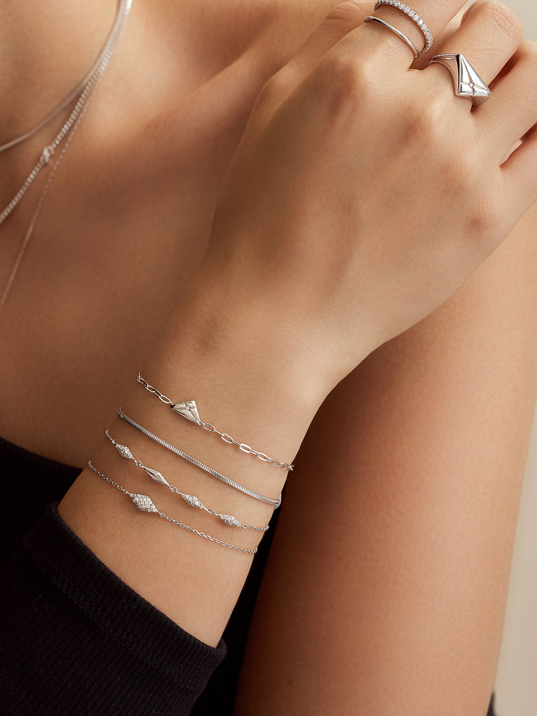 Silver Triangle Kiss Bracelet