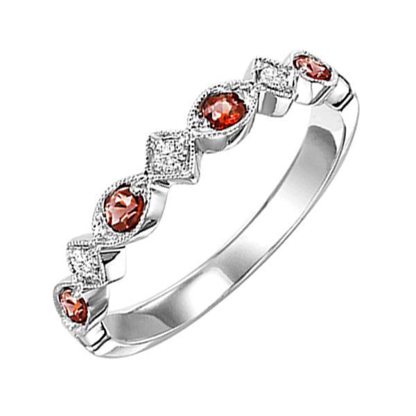 14Kt White Gold Diamond 1/20Ctw & Garnet 1/7Ctw Ring