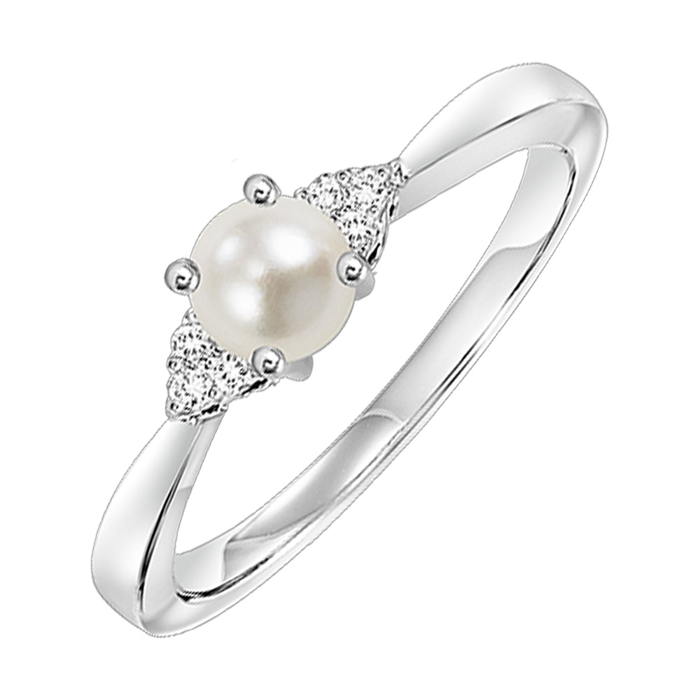 10Kt White Gold Diamond 1/20Ctw & Pearl 7/8Ctw Ring