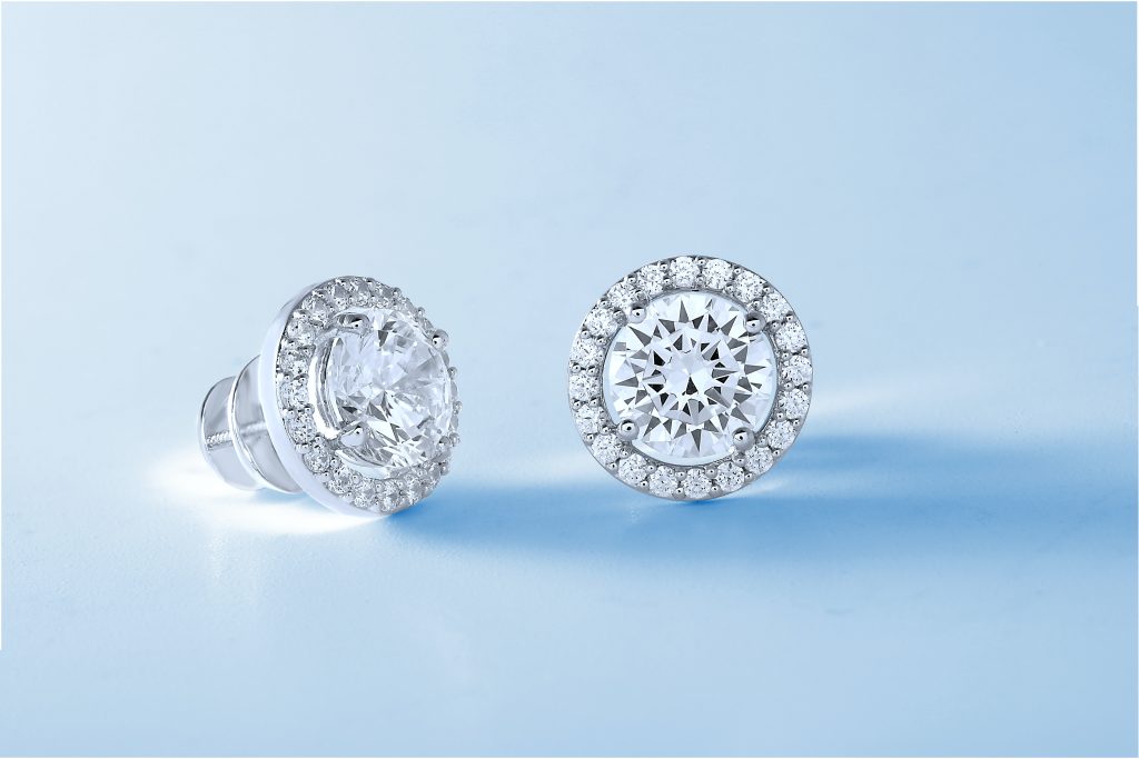 diamond stud earrings